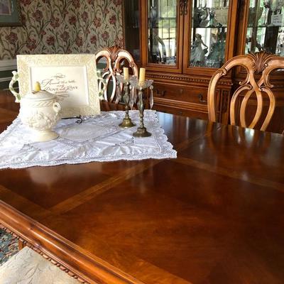 Dining Room Table. Family Heritage Estate Sales, LLC. New Jersey Estate Sales/ Pennsylvania Estate Sales.   