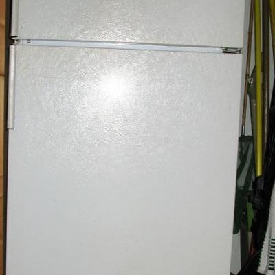 upright garage fridge 