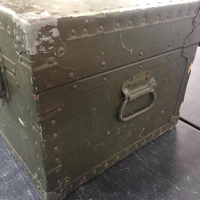 1946 WWII metal Army trunk