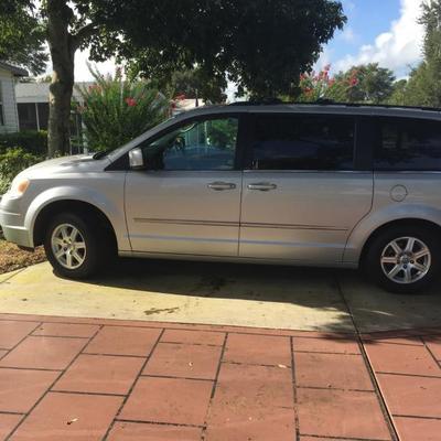 2009 Chrysler Town & Country Mini Van, 108,000 miles, $6,600