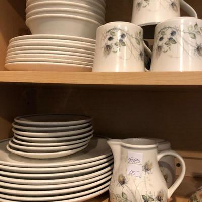Royal Albert, made in England, 
"Wild Briar"
Dishwasher safe, detergent proof, freezer to over proof 