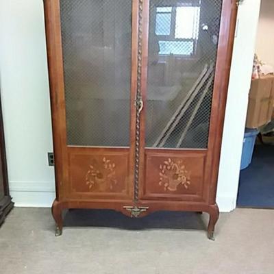 Armoire