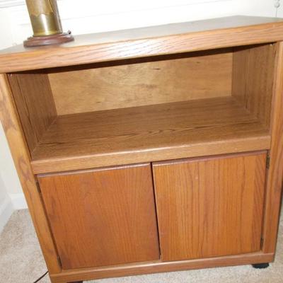 TV stand $45
26 1/2 X 28 X 16"