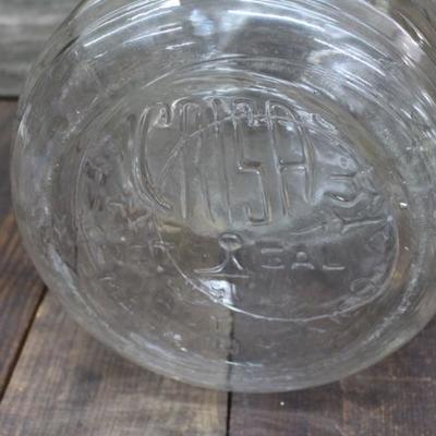 Glass jug