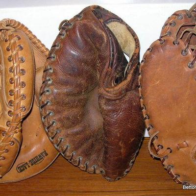 Vintage Leather Baseball Glove