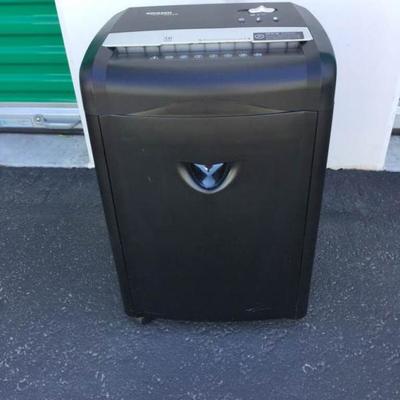 Paper shredder