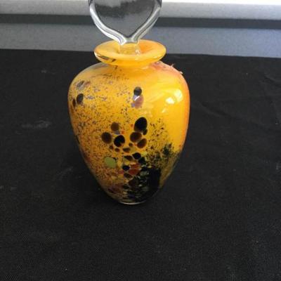 Perfume bottle