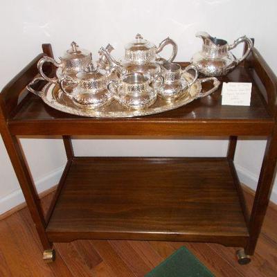 Cart $30
29 X 16 1/2 X 26 1/2"