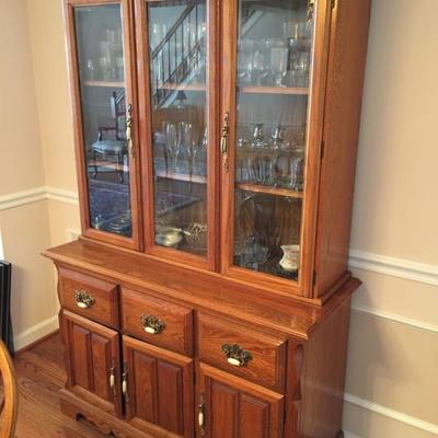 Ethan Allen Hutch