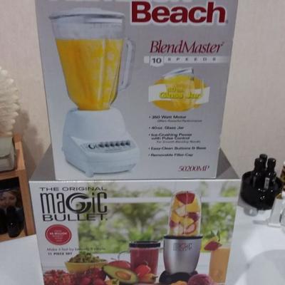 Hamilton Beach Blender & Magic Bullet