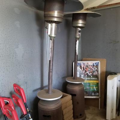 2 overhead heaters