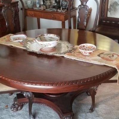Elegant dining room set