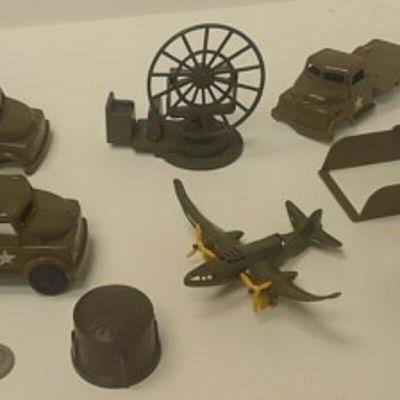 Vintage Army Base Equipment Plastic 10 pcs RR5055 https://www.ebay.com/itm/123728054828