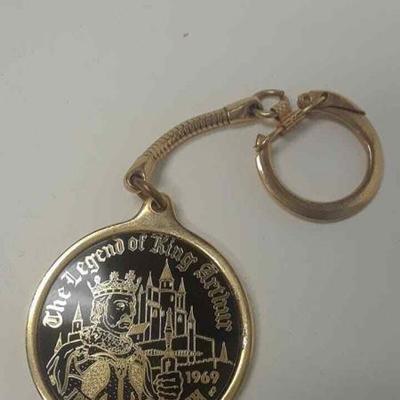 ARTHUR 1969 KEY CHAIN DOUBLOON NEW ORLEANS MARDI GRAS KREWE RR5088 https://www.ebay.com/itm/123728098720
