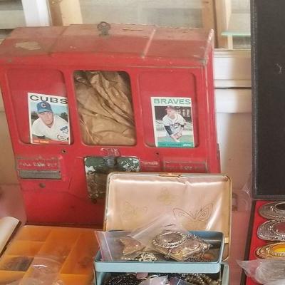 1950 baseball trading card machine