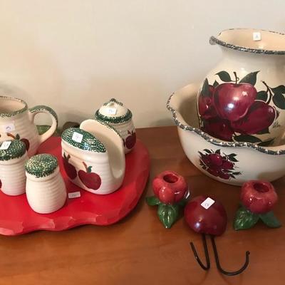 Apple candleholders are SOLD.