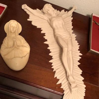 Virgin Mary and Jesus crucifix