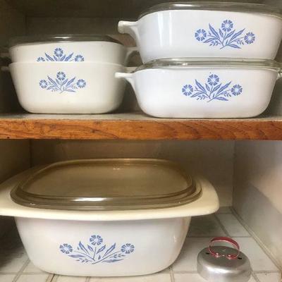 Cornflower Corningware covered casserole dish  