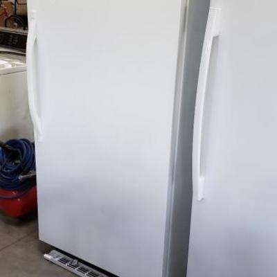 Upright freezer