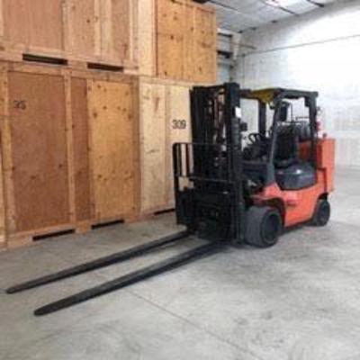 shown w/ 8 ft forks attached