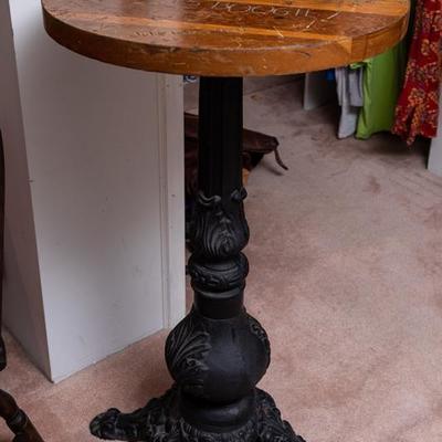 British Pub table