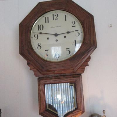 regulator clock