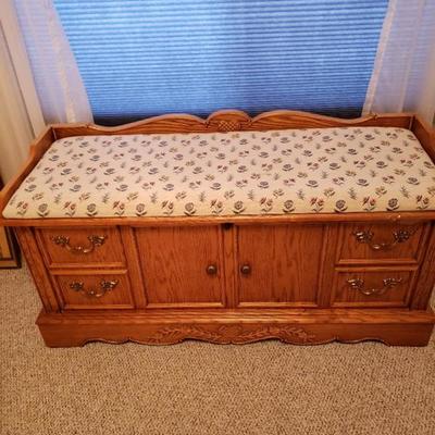 Lane cedar chest