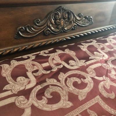 Sleigh bed detail