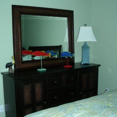 4 piece queen bedroom set