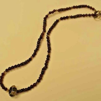 NECKLACE 16 IN RED GLASS BEADS WITH TOGGLE CLASP RX110 https://www.ebay.com/itm/123791712553