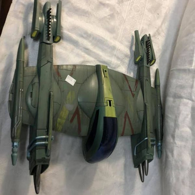 Star Wars Hasbro 2008 Green Ship LAC008 $15https://www.ebay.com/itm/123791668006