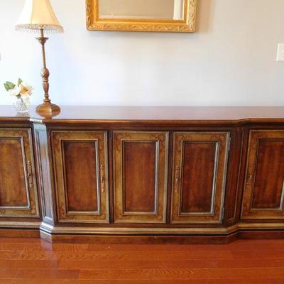 Sideboard