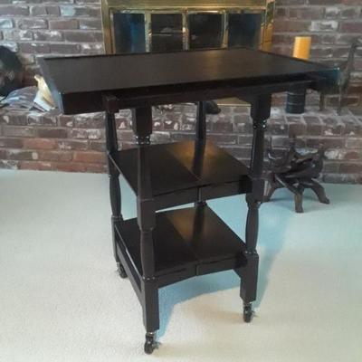 Portable folding bar on casters