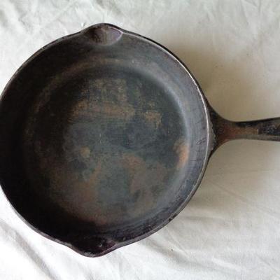 10 Cast Iron Skillet