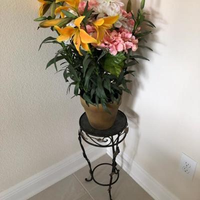 Faux Florals, Plant stand