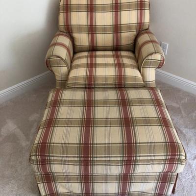 Tasteful Mustard/Rust/Sage Plaid Easy Chair w/Ottoman (Craftsman Furn Corp.) 