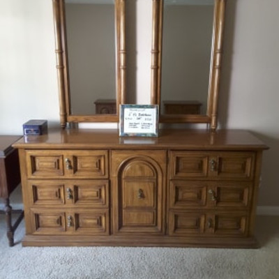 Thomasville Bedroom Set Solid Wood