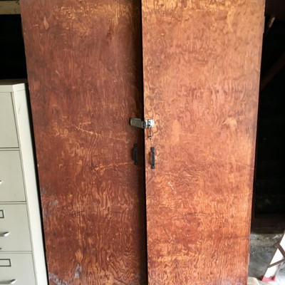Sturdy wood cabinet
Upcycle
Repaint
Garage Storage