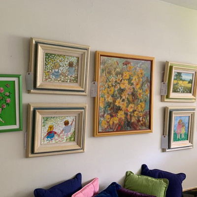 Estate sale photo