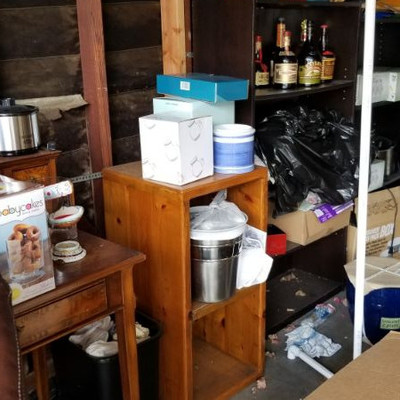 Estate sale photo
