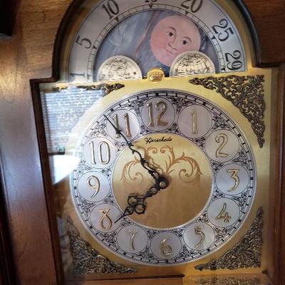 Moon dial