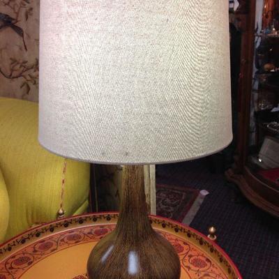 Wood lamp