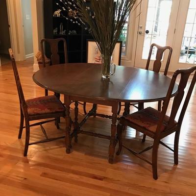 Mahogany drop leaf gate leg table $275
59 X 43 X 30"
Set of 4 Queen Anne style dining chairs $220