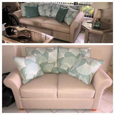 Like new sofa & love seat