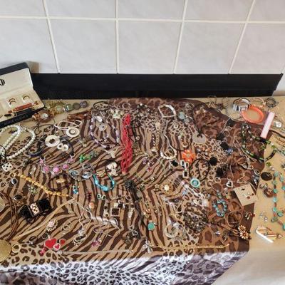& MORE Jewelry 