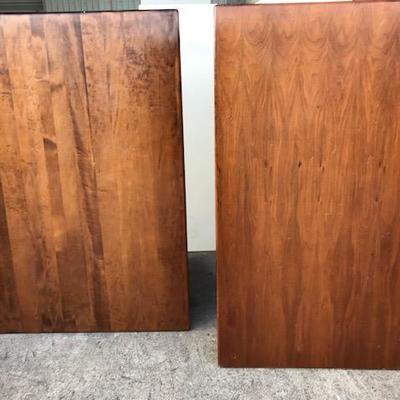 (20) Wood Tables