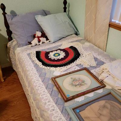 Twin bed