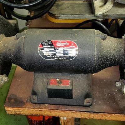 Milwaukee bench grinder 