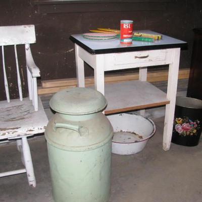 Estate sale photo