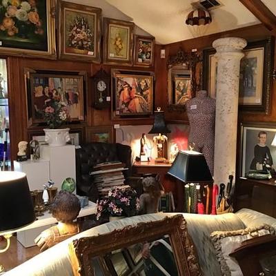 Estate sale photo